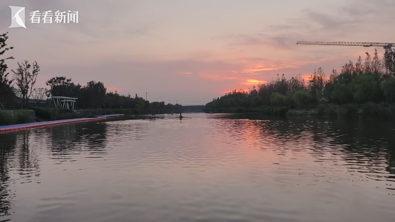 赛艇训练虽 赛艇训练虽