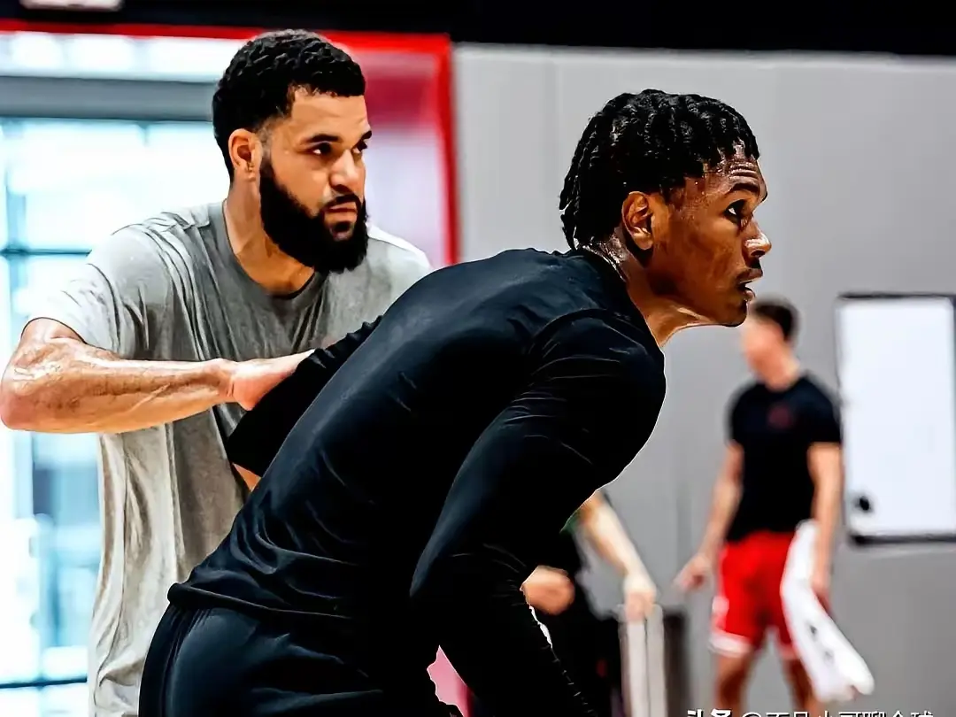 在火箭队年 在火箭队年